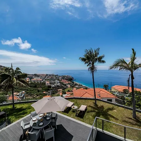 Villa Papagaio By An Island Funchal