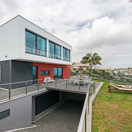 Villa Papagaio By An Island *