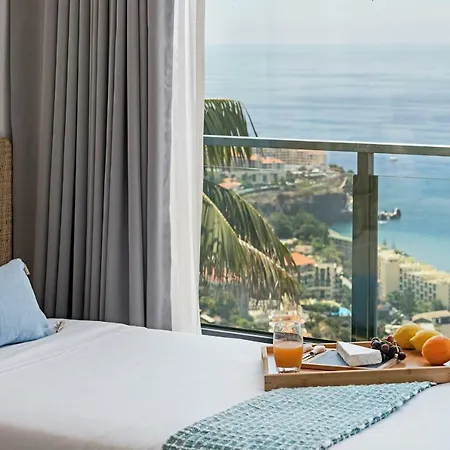 Villa Papagaio By An Island Funchal (Madeira)