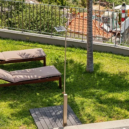 Villa Papagaio By An Island *