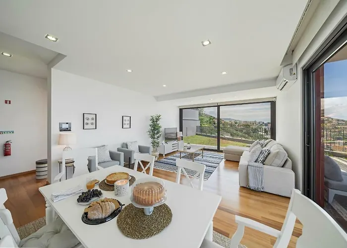 Villa Papagaio By An Island Funchal (Madeira)