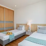 Villa Papagaio By An Island *